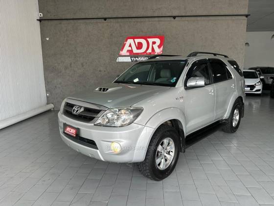 TOYOTA HILUX SW4 3.0 SRV 4X4 16V TURBO INTERCOOLER DIESEL 4P AUTOMÁTICO